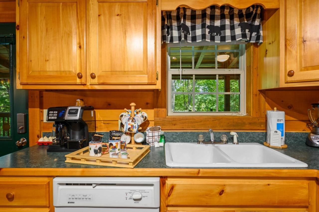 Gypsy Road - Privacy! Log Cabin With Hot Tub, Wifi, Directv And Arcade Sevierville Εξωτερικό φωτογραφία
