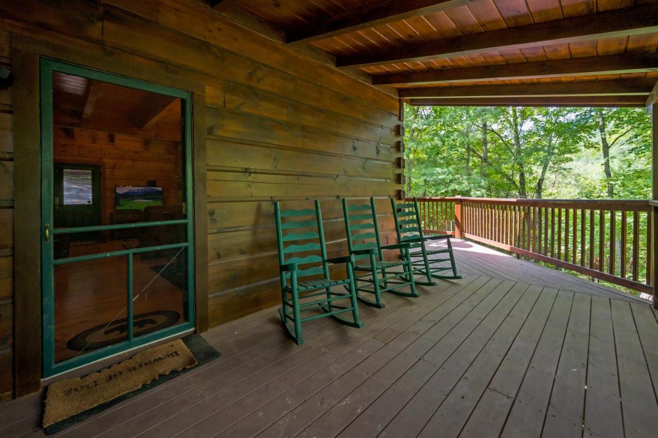 Gypsy Road - Privacy! Log Cabin With Hot Tub, Wifi, Directv And Arcade Sevierville Εξωτερικό φωτογραφία